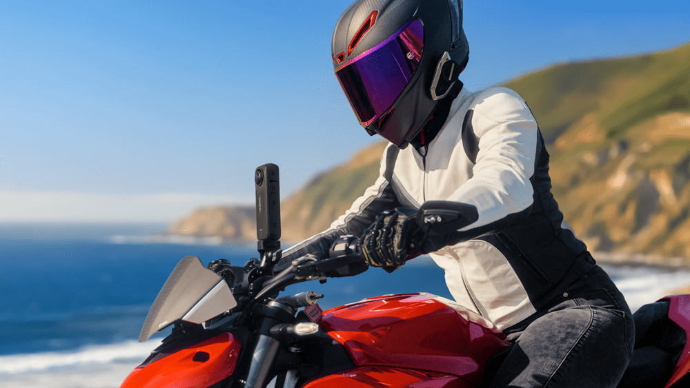Insta360 X4 - Motorcycle