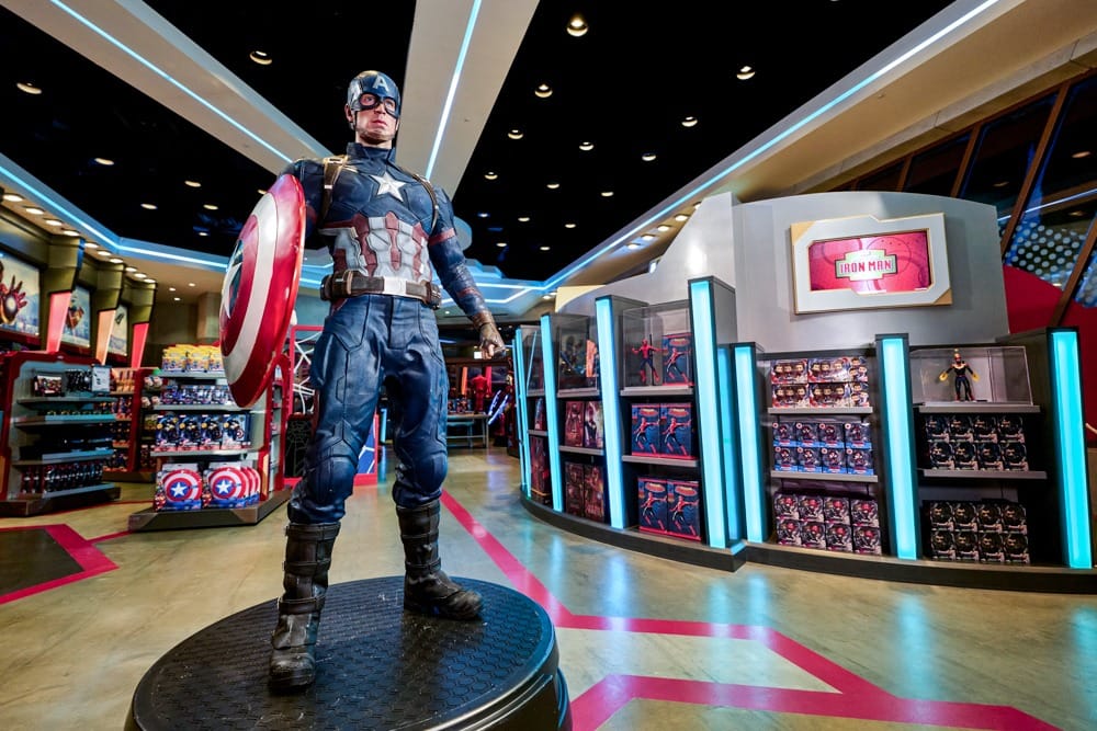 Hong Kong Disneyland Resort Marvel Season of Super Heroes Hot Toys life size statue Captain America