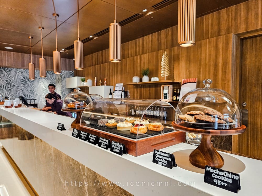 Lanson Place Mall of Asia - BLK12 Café Bar